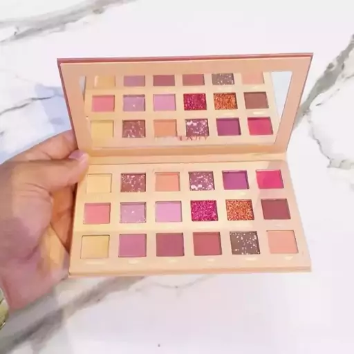 خرید و قیمت پالت سایه نود هدی بیوتی Huda Beauty Nude Shadow Palette