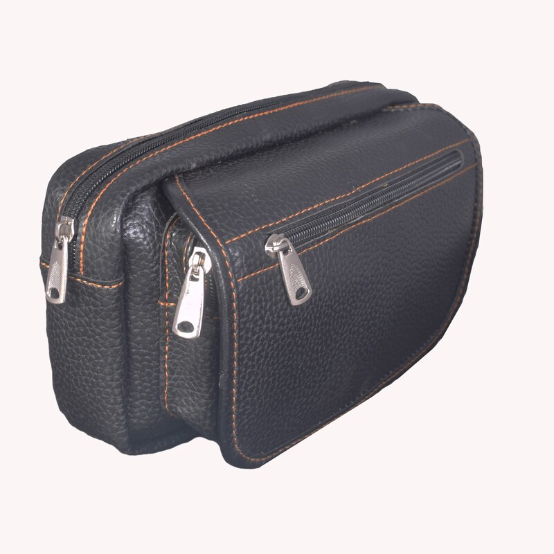 کیف کمری چرم مصنویی دارای بند قابل تنظیم و تک رنگ مشکی 