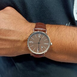 ساعت مردانه بند چرمی اسپرت جور
تاریخدار
198000تومان فروش به صورت تک و عمده