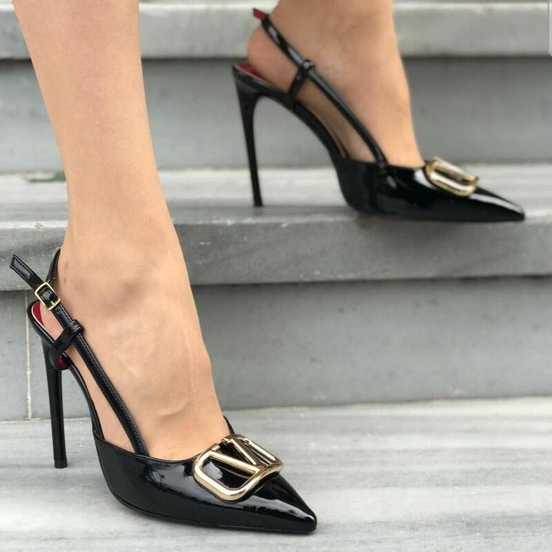 کفش زنانه مجلسی ورنی پاشنه ده سانت مدل ولنتینو 