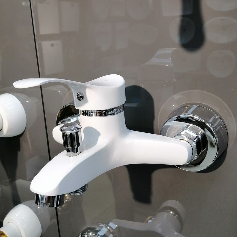 دست کامل شیر آلات سنیک سفید کروم به همراه شلنگ توالت به صورت اشانتیون شیر روشویی توالت دوش و ظرفشویی