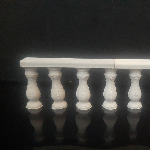 ستون و سرستون گرد مینیاتوری رنگ سفید ارتفاع ستون 4سانت عرض 1سانت 