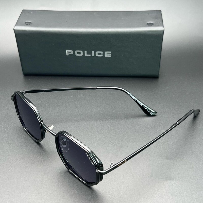 عینک آفتابی مردانه و زنانه مارک پلیس مدل چند ضلعیرنگ مشکی