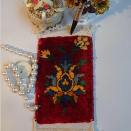 فرش کوچک مینیاتوری دستباف ابریشم طبیعی طرح تک گل اسلیمی 