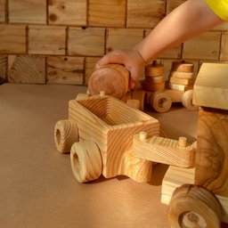 قطار چوبی قطار اسباب بازی  چوبی کودک واگن دار بهمراه لوکومتیو طول 65 سانت