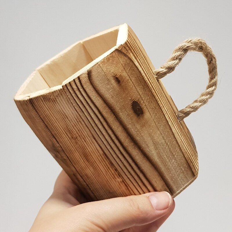 جاقاشقی چوبی مدل لیوان دسته طنابی رنگ سندبلاست(خرید مستقیم از تولیدکننده)