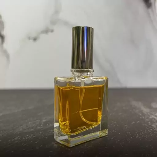 عطر مولکول02 مردانه،زنانه باپخش بو وماندگاری بالا .قیمت برحسب یک میل  (قسمت توضیحات حتما مطالعه شود)