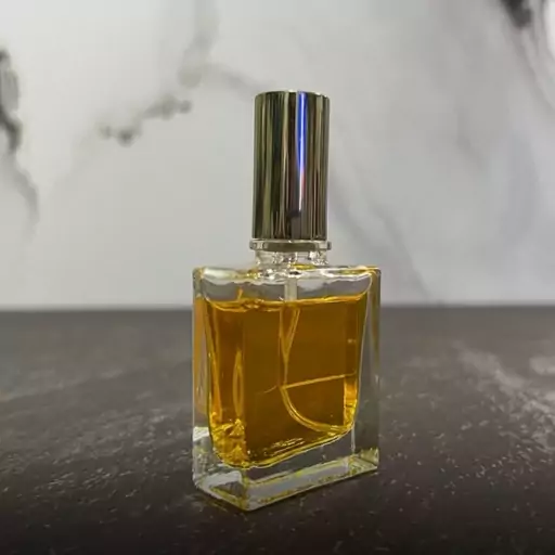 عطر شالیز صورتی زنانه.قیمت برحسب یک میل (قسمت توضیحات حتما مطالعه شود)