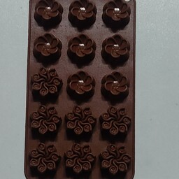 قالب شکلات گل طرح 8 پر و 6 پر کد4