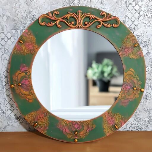   آینه کنسول گرد چوبی قطر 50 سانت پهنا قاب8 سانت طرحهای قاب برجسته کار شده با نگین قابل سفارش در ابعاد و رنگ بندی دلخواه