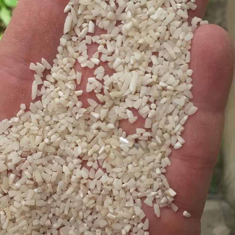 برنج نیم دانه (5 کیلویی) طارم هاشمی معطر پاک شده صداقت