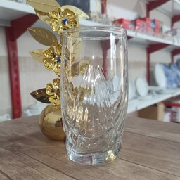 لیوان شیشه ای مدل(آرینا)شرکت نوری تازه(بسته6عددی)،فوق العاده شیک و خوش دست و مناسب هر نوع نوشیدنی و پذیرایی