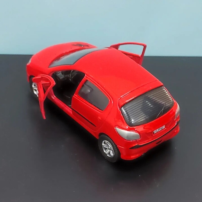 ماشین فلزی مدل پژو 206 قرمز چراغدار موزیکال 
