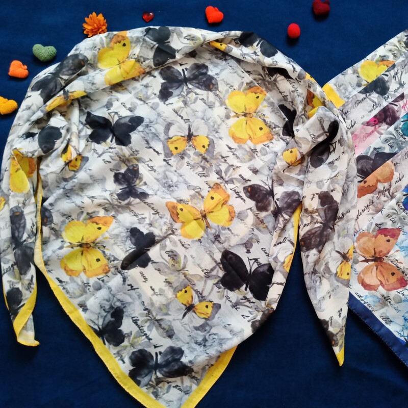 روسری نخی قواره 120 رنگبندی  طرح پروانه
