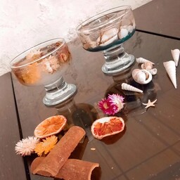 شمع جام پایه داروارمر دار  ژله ای دریایی و گل خشک دستساز(ساخته شده از پارافین ژله ای و گل خشک و صدف های دریایی طبیعی)