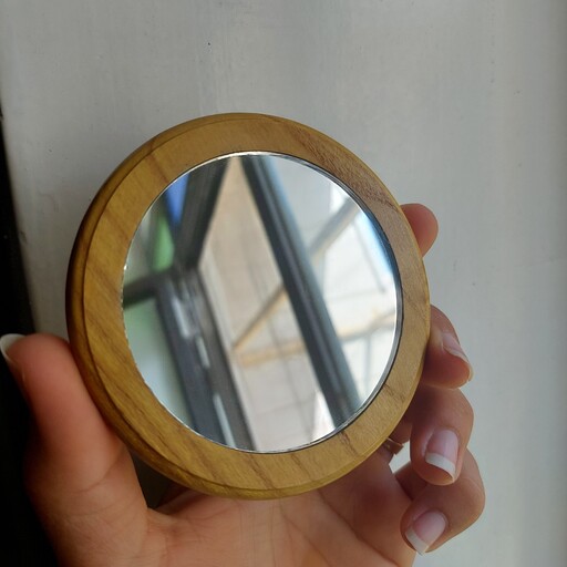 آینه چوبی منبت شده طرح گل چوبینک
