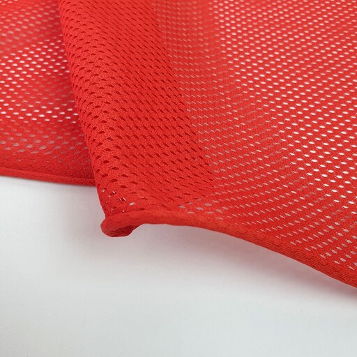 پارچه پرلون سوزنی رنگ قرمز ابعاد 80 در 80 سانتیمتر (مناسب دوخت لباس زیر)