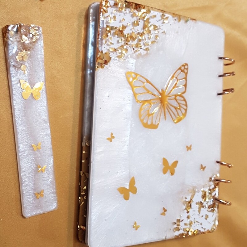 دفترچه  جلد رزینی پروانه ها همراه بوکمارک ست