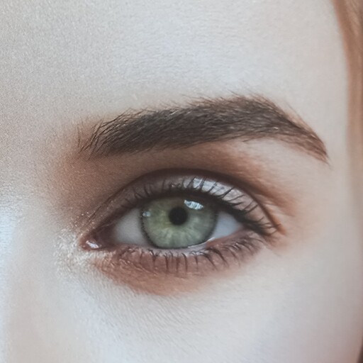 لنز چشم چیک ویو رنگی  112 یکساله بدون حساسیت و آلرژی کاملا سبک
