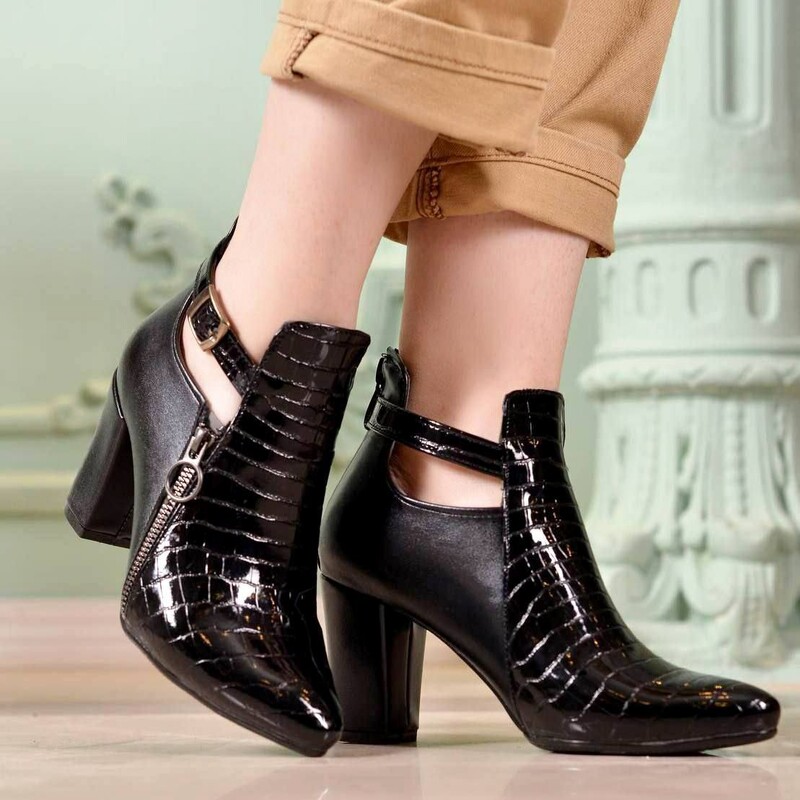 کفش مجلسی زنانه چرم ورنی قالب استاندارد از سایز 37 تا 40