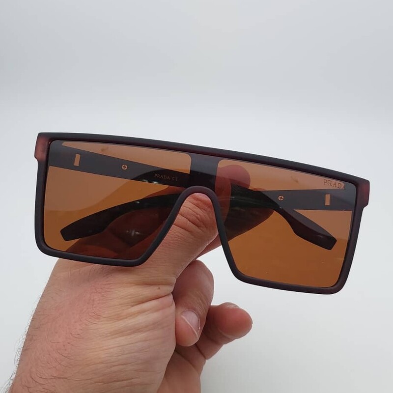 عینک آفتابی اسپرت پرادا پلاریزه و یووی 400 رنگ فریم قهوه ای ارسال رایگان 