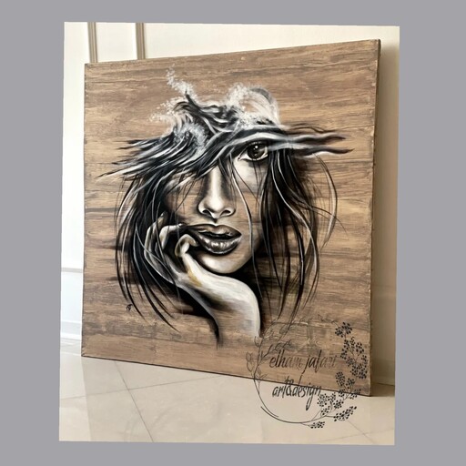 تابلو نقاشی دختر زمینه طرح چوب نقاشی شده است تکنیک آکریلیک 