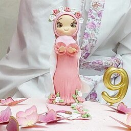 عروسک خمیری دخترانه باحجاب دستساز مجسمه نشکن اکسسوری تاپر کیک جشن تکلیف تولد
