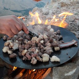 ساج چدنی پخت و پز  قطر 37سانتی متری با دسته های مسی