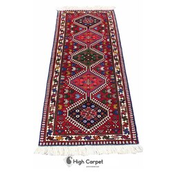 فرش دستبافت کناره 1.5 متری زمینه قرمز  طرح خشت لوزی یلمه شیراز کد 1122