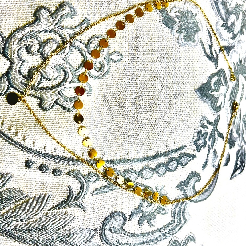 گردنبند دولاین سکه ای  و دیپلمات با آویز سکه طلایی رنگ ثابت و ضد حساسیت با 1قفل