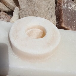 جاشمعی سنگ نمک مدل دایره زیبا و کاربردی همچنین مناسب برای پایه ی گوی ماساژ