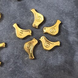 خرجکار پرنده طلای سایز متوسط سکه مانند(شامل 9 عدد) ،بین کاری مناسب ساخت زیورآلات وبدلیجات وکارهای هنری ...
