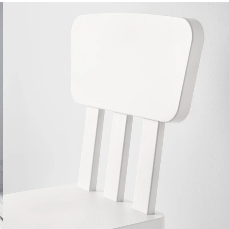صندلی کودک آیکیا مدل MAMMUT، به رنگ سفید با شماره محصول403.653.71  