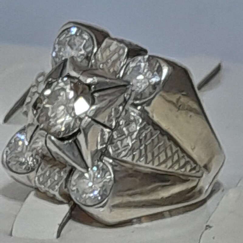انگشتر  فاخر الماس سنگ موزانایت استاد کشاورز  52 گرم