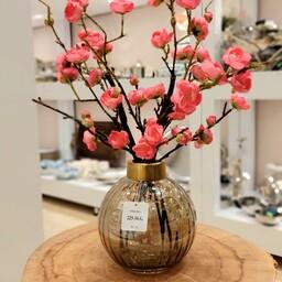  گلدان طلایی با شکوفه صورتی زیبا