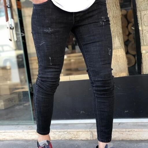 شلوار جین اسلپ خارجی 
رنگ ذغالی سنگی تیره 
سایز 42 الی 48
به ضمانت شستشو و کیفیت