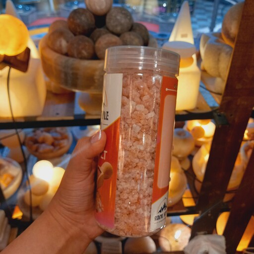 نمک صورتی خوراکی گرمسار صادراتی دانه درشت یک کیلو گرمی 