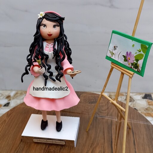 عروسک نقاش جنس خمیر پلیمری قبول سفارش در انواع رنگ سایز ومدل 