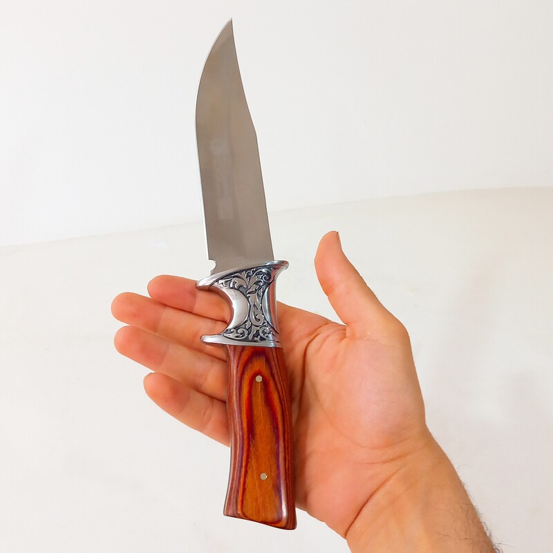 چاقو کلمبیا آمریکایی  دسته استیل طرح دار و چوب گردو 