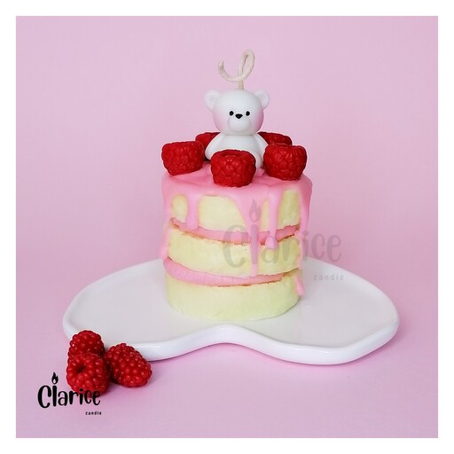 شمع فانتزی دستساز لیمویی مدل کیک لایه ای با خرسی و رزبری،  هدیه تولد ،گیفت تولد