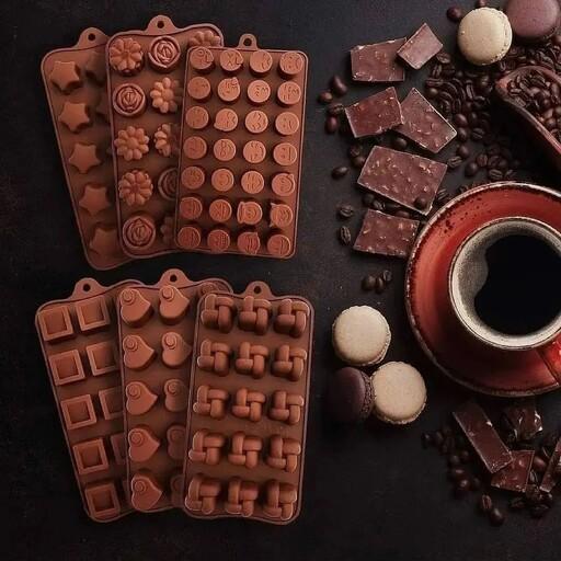 قالب شکلات و یا قالب صابون سیلیکونی جنس عالی لطفا قبل از سفارش موجودی بگیرید 