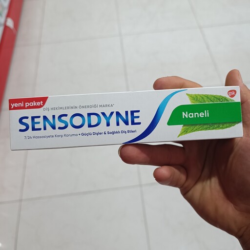 خمیر دندان ضد حساسیت سنسوداین Sensodyne مدل Naneli حجم 100 میل

