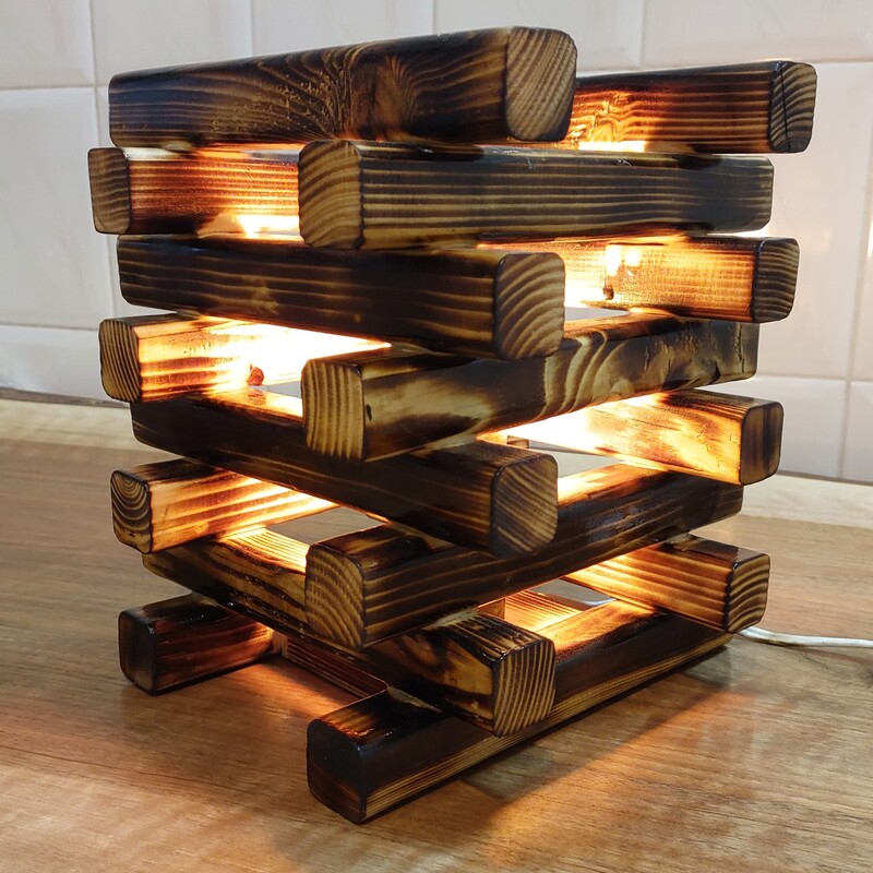 چراغ رومیزی چوبی2