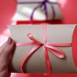 جعبه بالشتی مناسب بسته بندی محصولات و یا هدیه های خاص شما