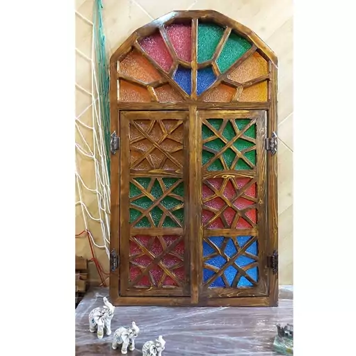 پنجره سنتی گره چینی 1در50