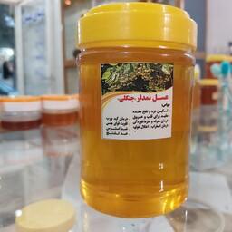 عسل نمدار جنگلی محصولی بی نظیر  از جنگل های سرسبز شمال
