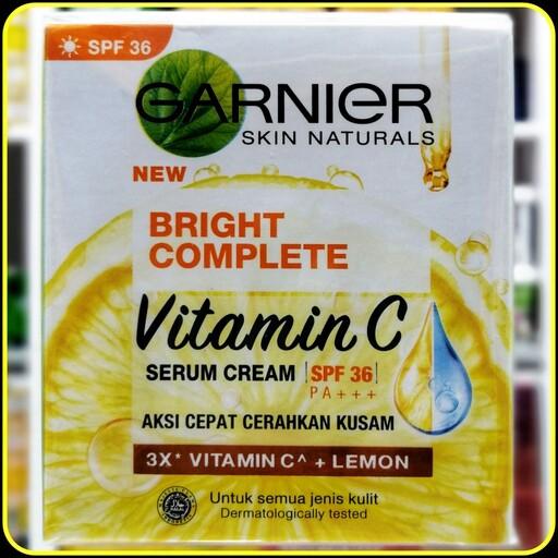 سروم کرم روشن کننده پوست ضد آفتاب spf36 با عصاره 3برابر غلیط تر ویتامین سی گارنیر (50میل)garnier lemon serum cream