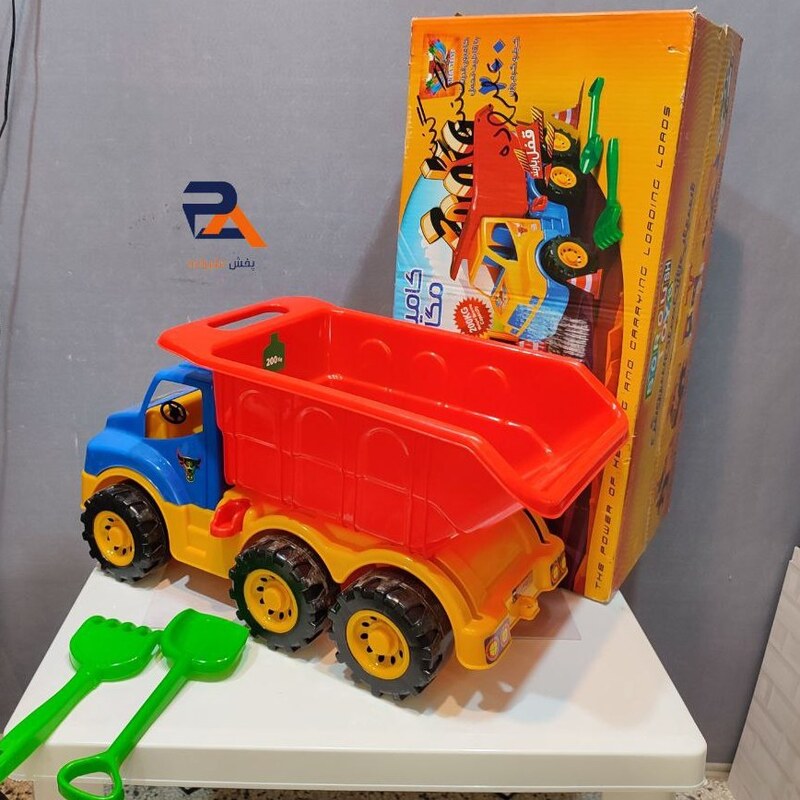 اسباب بازی ماشین کامیون مگا وولو200کیلویی سروش ساخت شده از پلاستیک فشرده 