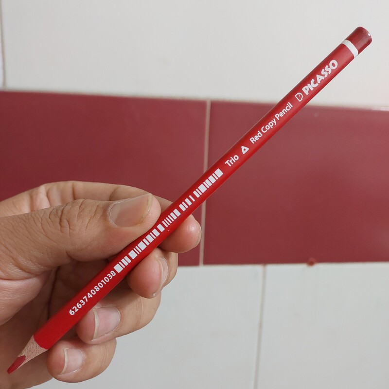 مداد قرمز پیکاسو سه گوش بسته 5 عددی