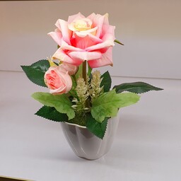 گلدان گل مصنوعی